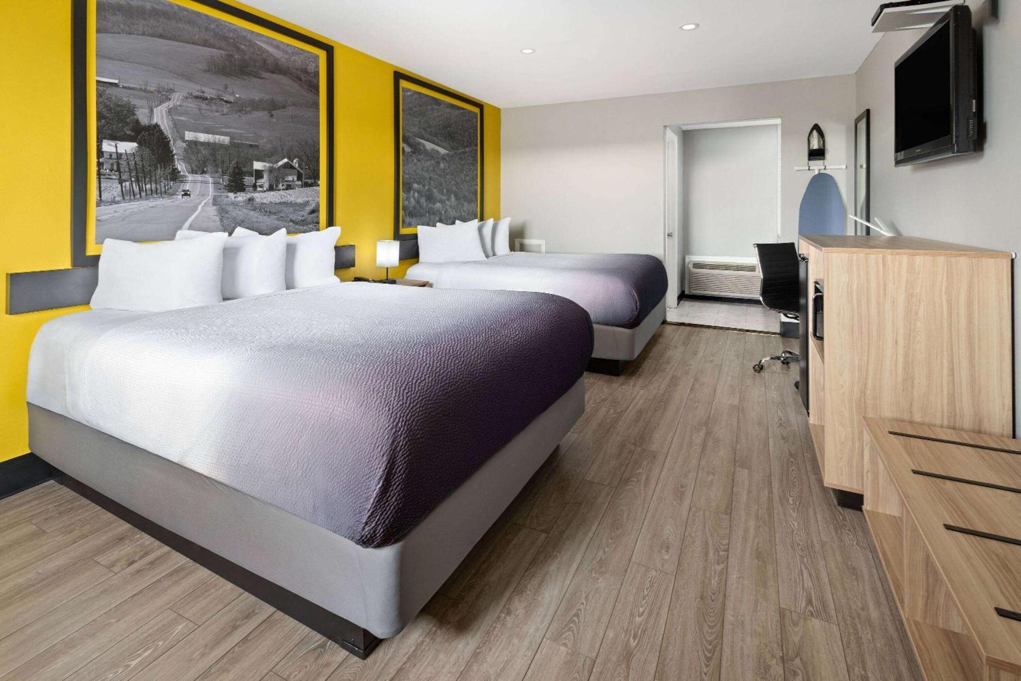 Motel Super 8 By Wyndham Hazleton Zewnętrze zdjęcie