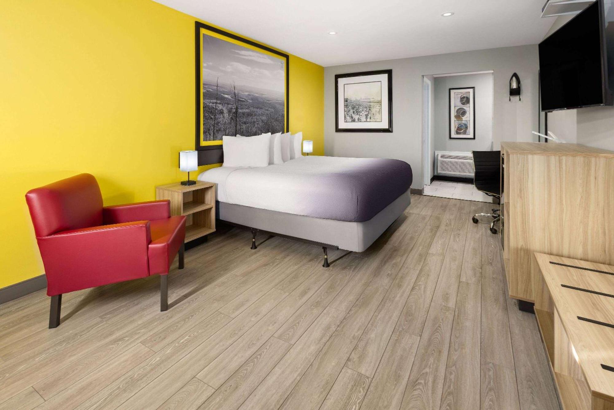 Motel Super 8 By Wyndham Hazleton Zewnętrze zdjęcie