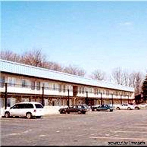 Motel Super 8 By Wyndham Hazleton Zewnętrze zdjęcie